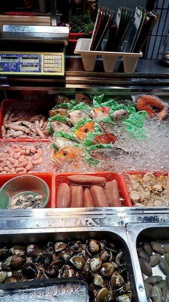 頂讓30坪深海魚餐廳