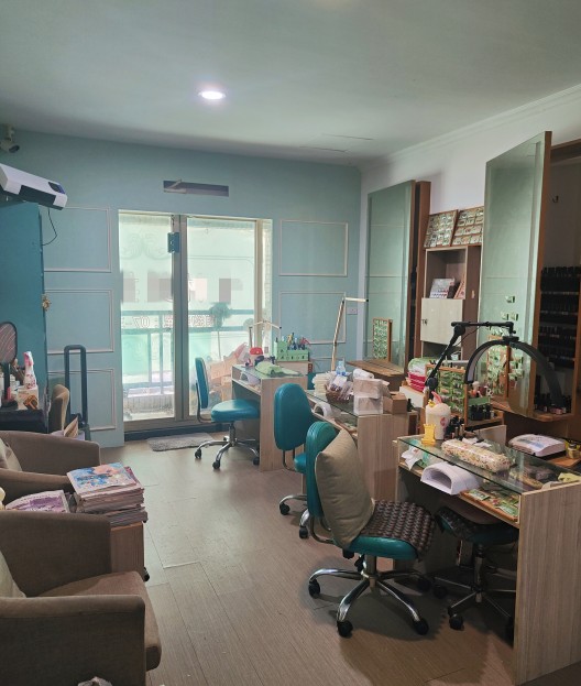 巨蛋對面美甲美睫全設備頂讓入駐即可開業