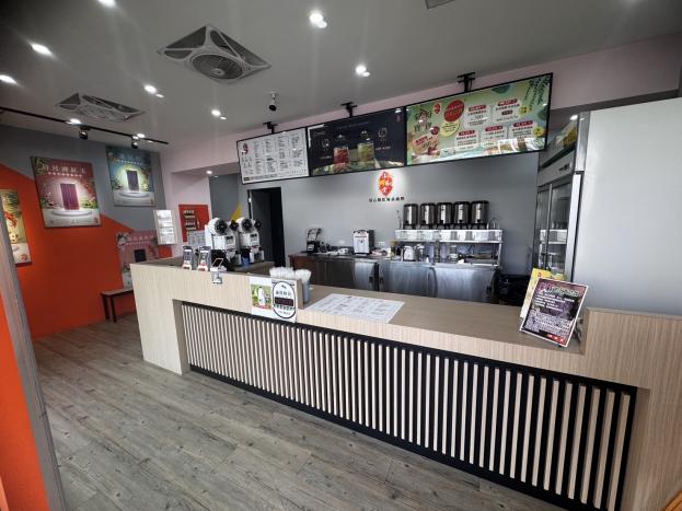 yes頂尖!創業頂讓 歸仁質感飲料店頂讓｜現成店底・設備完整 金額：38萬 / 元 台南市歸仁區
