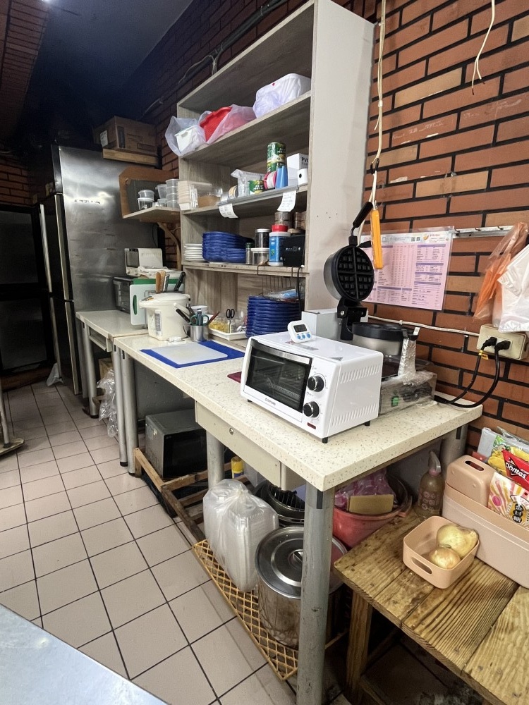三重黃金地段咖啡廳頂讓｜近學區＋商辦＋住宅穩定客源｜接手即營