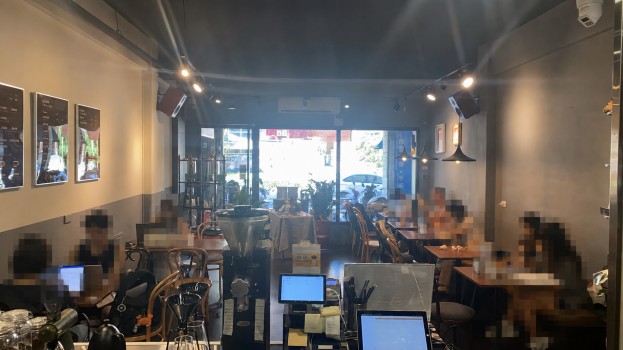 yes頂尖!創業頂讓 台南成大商圈咖啡店頂讓 金額：95萬 / 元 台南市東區