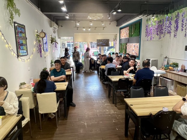 (急)南港園區與南港展覽館旁美食大街頂讓(可營登)