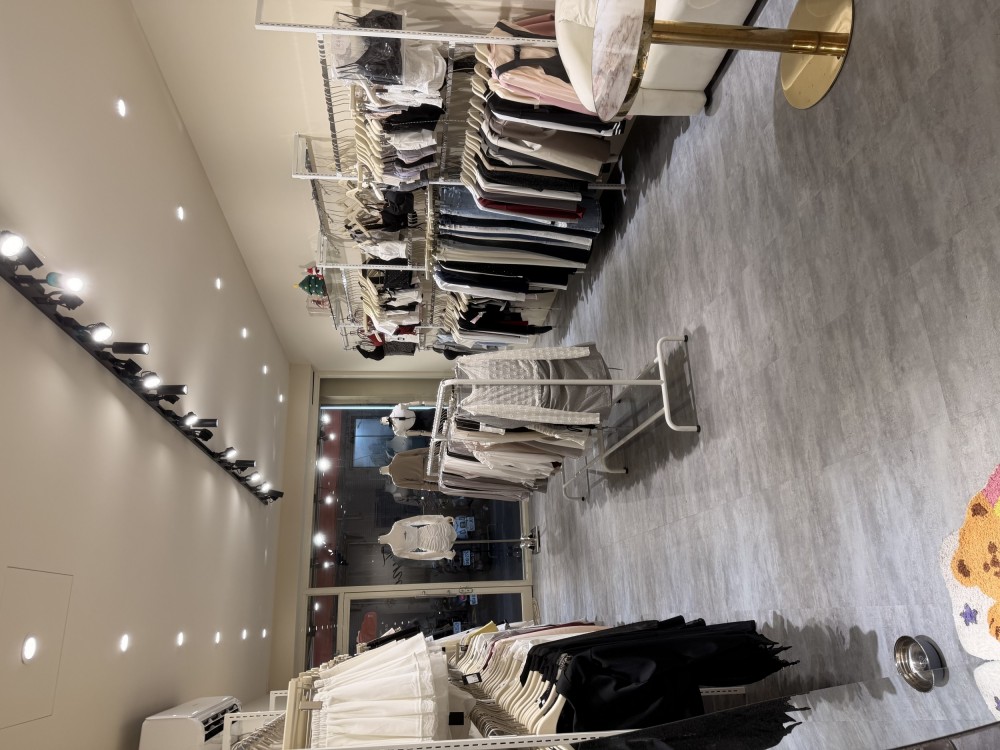     女裝店整店頂讓｜設備＋裝潢一次接手