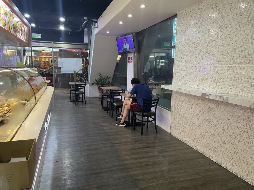 近板橋第一運動場，中和環球，三所學校