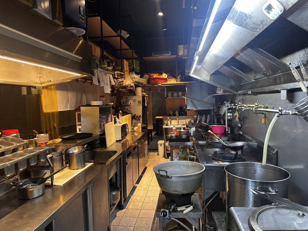 鶯歌火車站旁優質店面-鄰近市場設備齊全